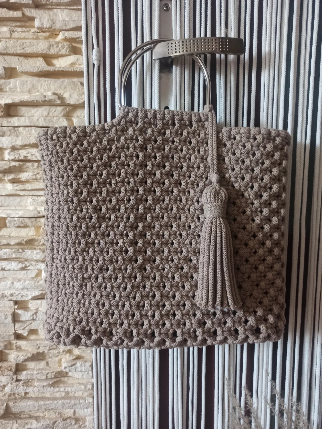 Torebka ze sznurka makrama